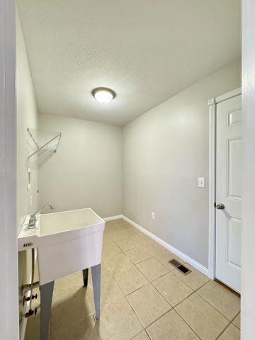 2977 Holly Hill Drive, Burlington, KY 41005