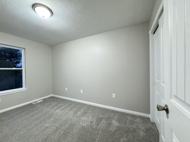 2977 Holly Hill Drive, Burlington, KY 41005