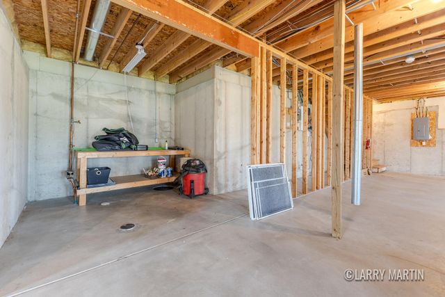4131 Ayrshire Drive Sw, City Of Wyoming, MI 49418