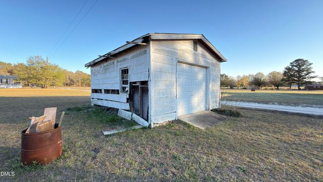 4803 Tabor Church Road, Fayetteville, NC 28312