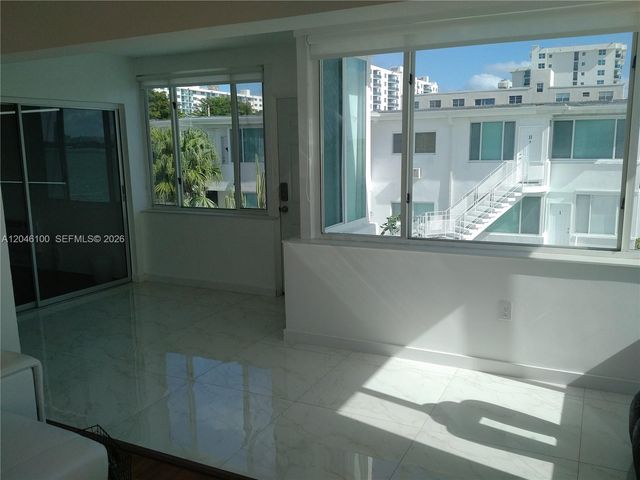 1830 S Treasure Dr 21, North Bay Village, FL 33141