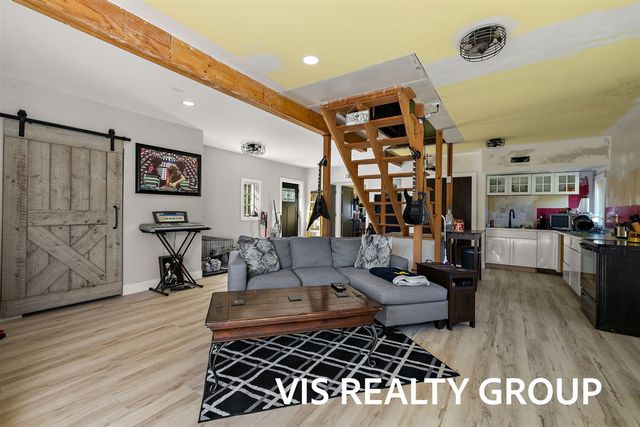 15456 144th Avenue, Spring Lake, MI 49456