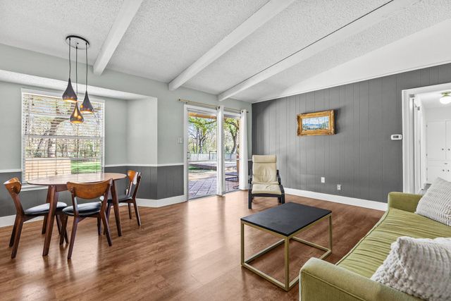 1906 Parkside LN, Austin, TX 78745