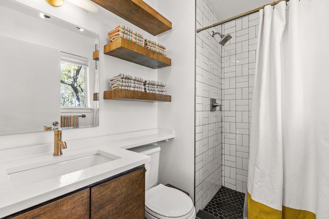 1906 Parkside LN, Austin, TX 78745