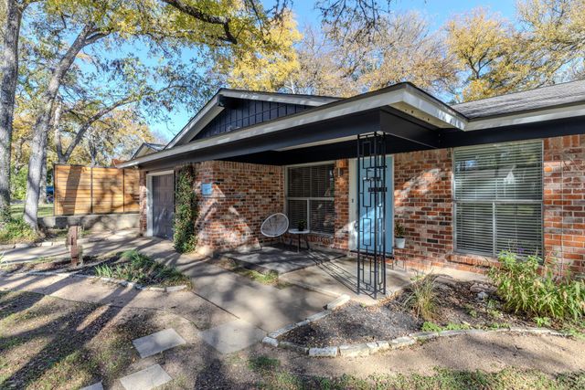 1906 Parkside LN, Austin, TX 78745