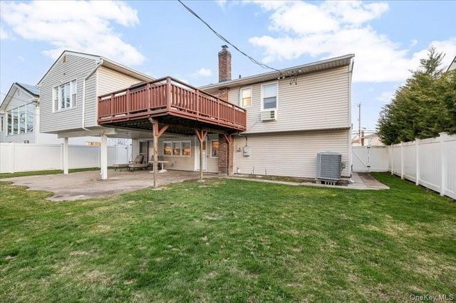 600 Hungry Harbor Road, North Woodmere, NY 11581