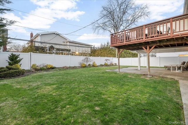 600 Hungry Harbor Road, North Woodmere, NY 11581
