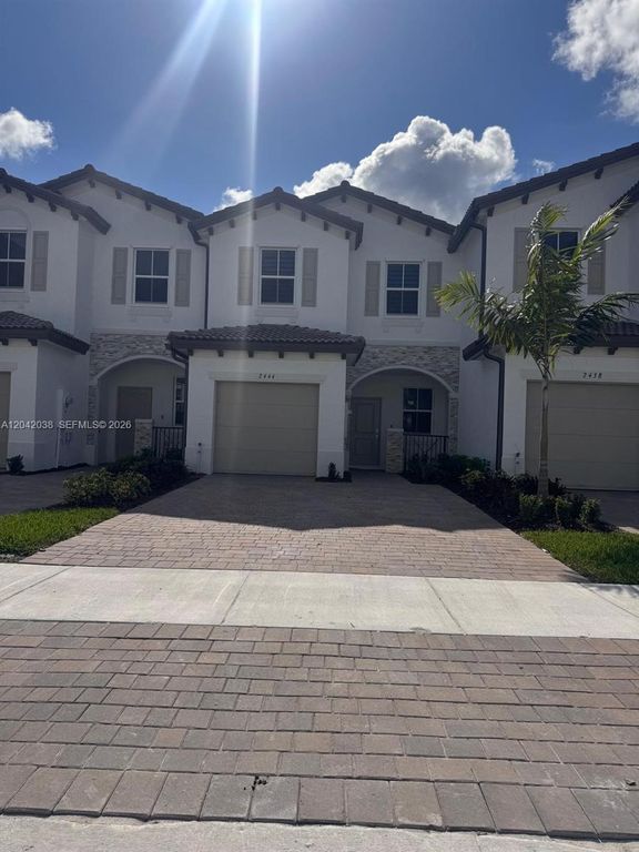 2444 SE 29th St 0, Homestead, FL 33035