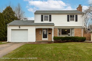 2105 Hampden Drive, Lansing, MI 48911