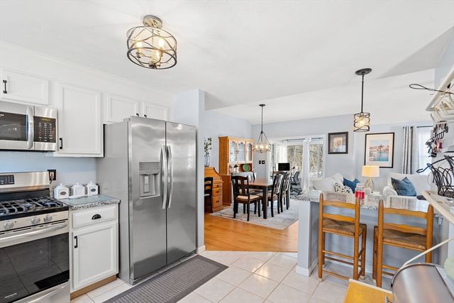 58 Brookbend Way E 58, East Bridgewater, MA 02333