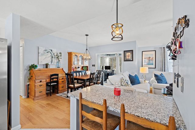 58 Brookbend Way E 58, East Bridgewater, MA 02333
