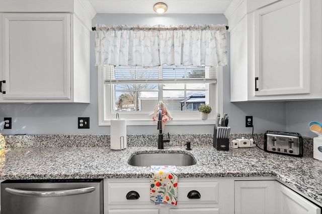 58 Brookbend Way E 58, East Bridgewater, MA 02333