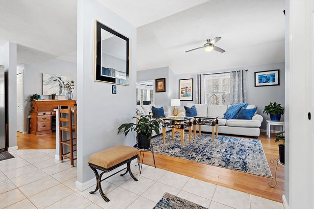 58 Brookbend Way E 58, East Bridgewater, MA 02333