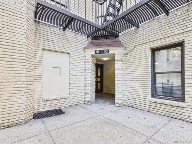 21-37 33rd street 3D, Astoria, NY 11105