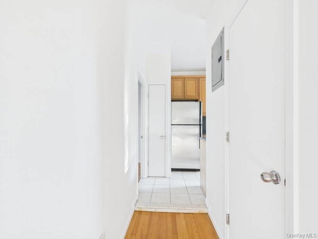 21-37 33rd street 3D, Astoria, NY 11105