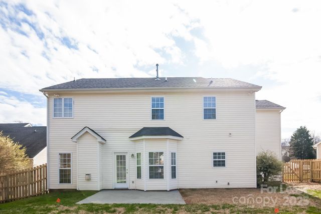 10209 Fairbourne Court, Charlotte, NC 28269