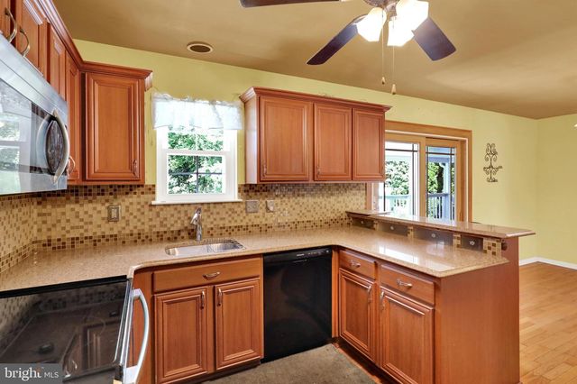 234 LONGLEAF DR, Blandon, PA 19510