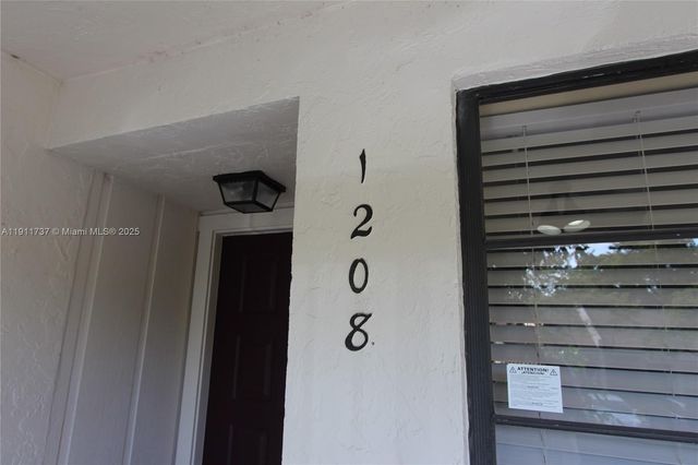 2720 S Oakland Forest Dr 1208, Oakland Park, FL 33309