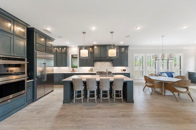 76 S Waterbridge Drive, Tomball, TX 77375