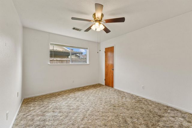 5103 Forest Trail, Baytown, TX 77521