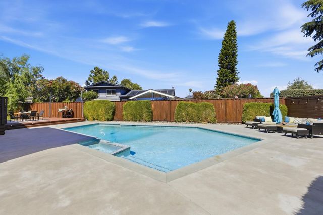 1314 Los Palos Way, San Jose, CA 95118