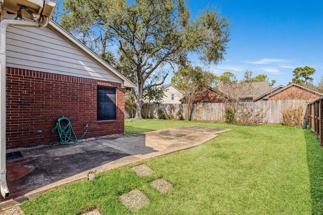 14807 Elk Hill Court, Houston, TX 77062