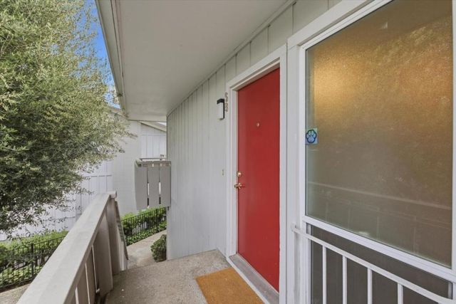 255 S Rengstorff Avenue 58, Mountain View, CA 94040