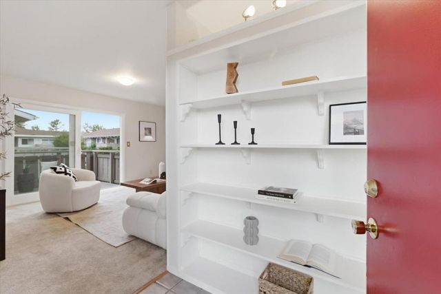 255 S Rengstorff Avenue 58, Mountain View, CA 94040