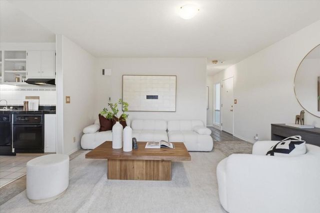 255 S Rengstorff Avenue 58, Mountain View, CA 94040