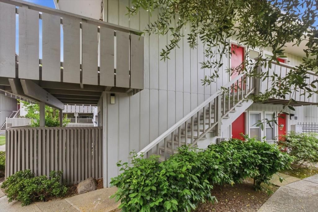 255 S Rengstorff Avenue 58, Mountain View, CA 94040