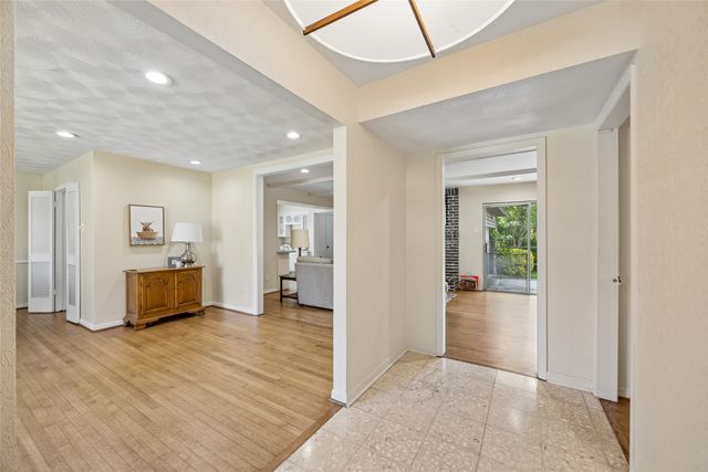 8049 Woodhue Road, Dallas, TX 75228