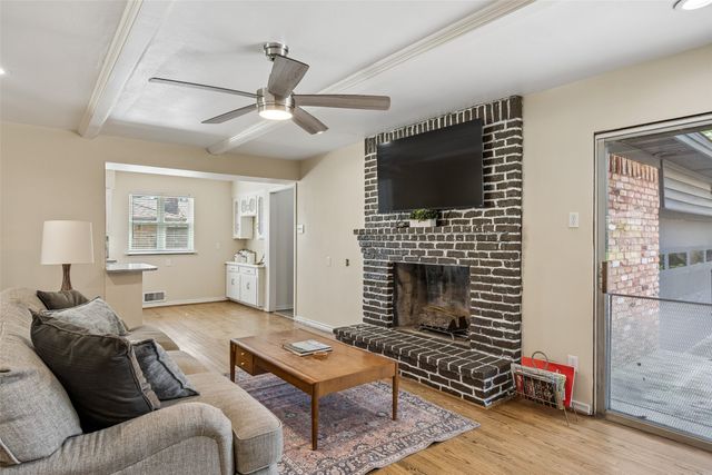 8049 Woodhue Road, Dallas, TX 75228