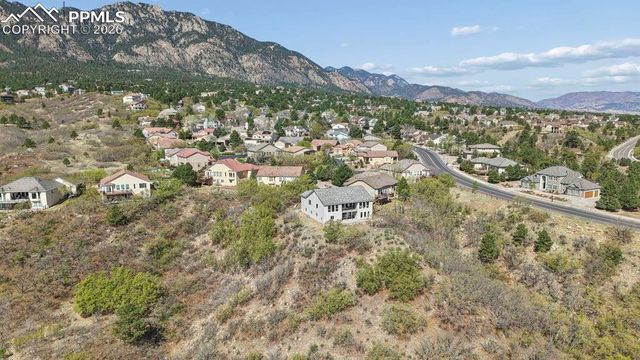5211 Bancroft Heights, Colorado Springs, CO 80906