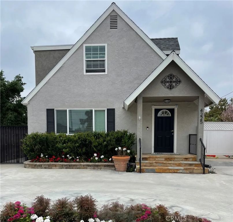 4225 E Court Avenue, Orange, CA 92869