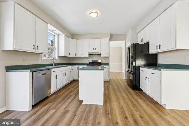 11322 QUIETFIELDS ST, Waldorf, MD 20601