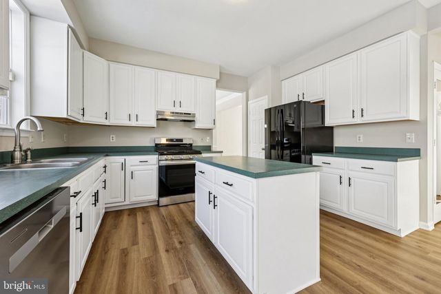 11322 QUIETFIELDS ST, Waldorf, MD 20601