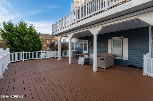 29 4th Avenue, Lavallette, NJ 08735