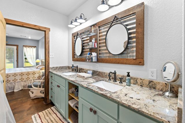 463 County Road 436, Thorndale, TX 76577