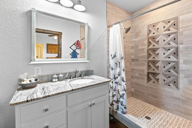 463 County Road 436, Thorndale, TX 76577