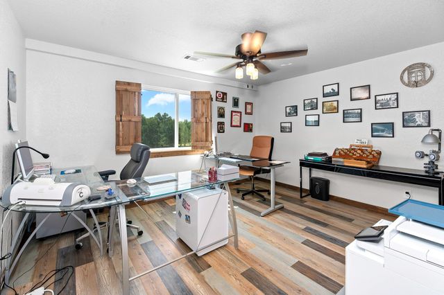 463 County Road 436, Thorndale, TX 76577