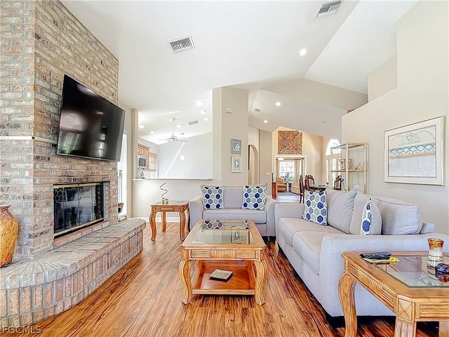 12090 Sabal Dunes LN, Fort Myers, FL 33913