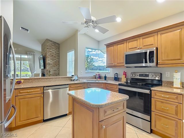 12090 Sabal Dunes LN, Fort Myers, FL 33913