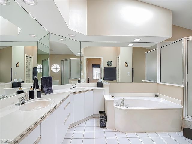 12090 Sabal Dunes LN, Fort Myers, FL 33913