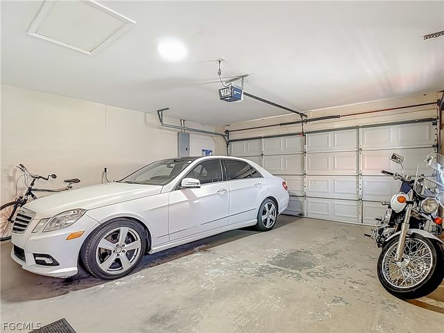 12090 Sabal Dunes LN, Fort Myers, FL 33913