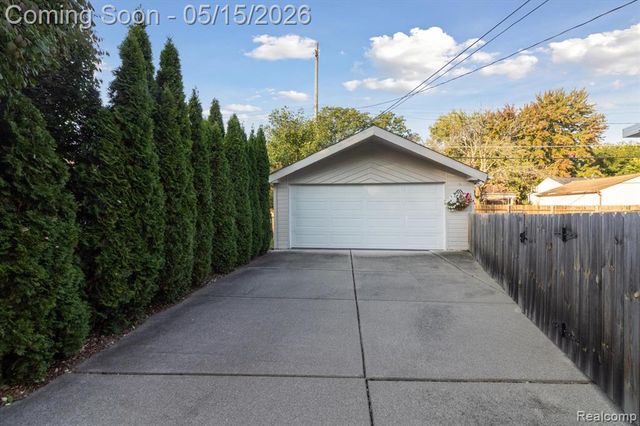 31775 Marblehead Road, Farmington, MI 48336
