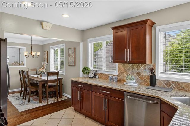 31775 Marblehead Road, Farmington, MI 48336