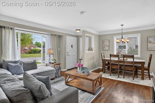 31775 Marblehead Road, Farmington, MI 48336
