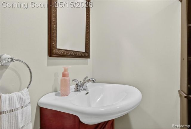31775 Marblehead Road, Farmington, MI 48336