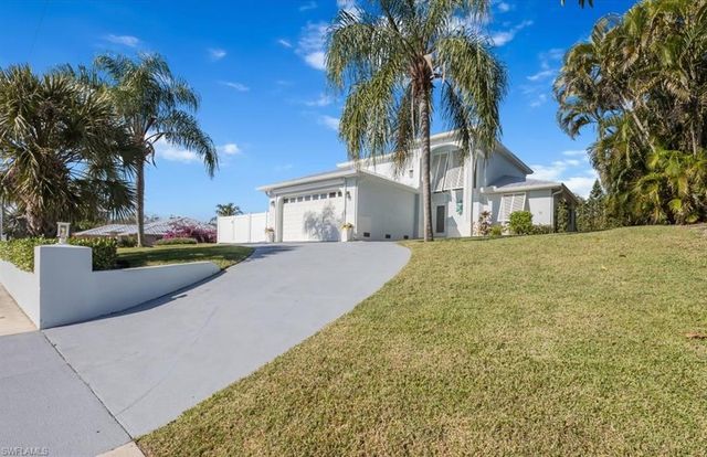 2004 Sheffield AVE, Marco Island, FL 34145