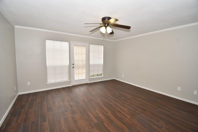 9007 Woodleigh Drive, Houston, TX 77083